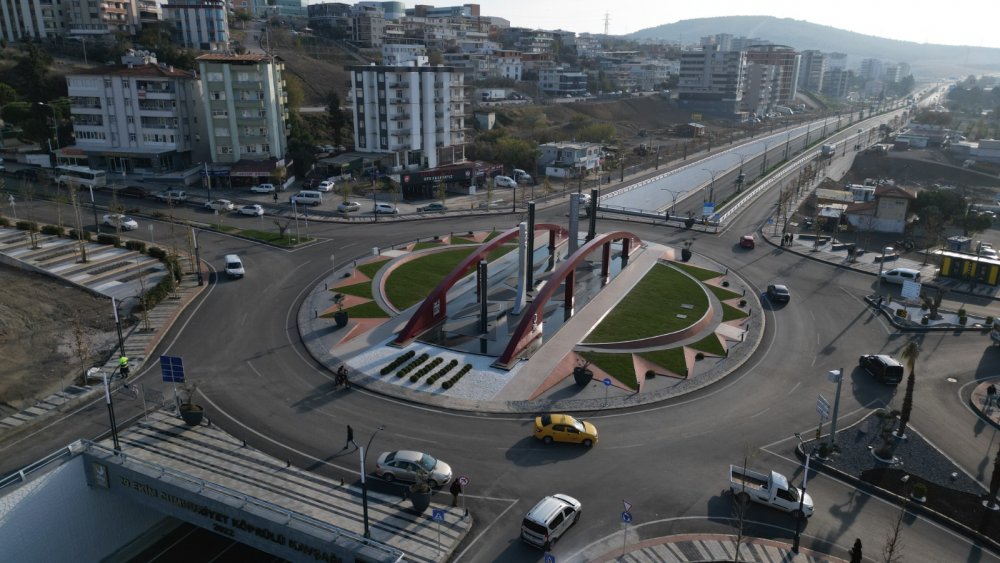 Aliağa katlı kavşak için tek yürek oldu