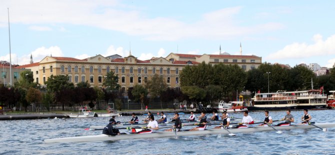 Kadir Has Üniversitesi İzmir'de Öğrencilerle Buluşuyor